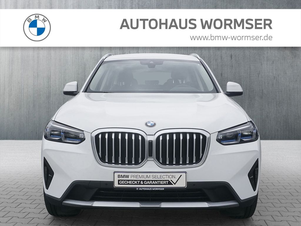 BMW X3 2023 г. Белый, пробег 49650 км
