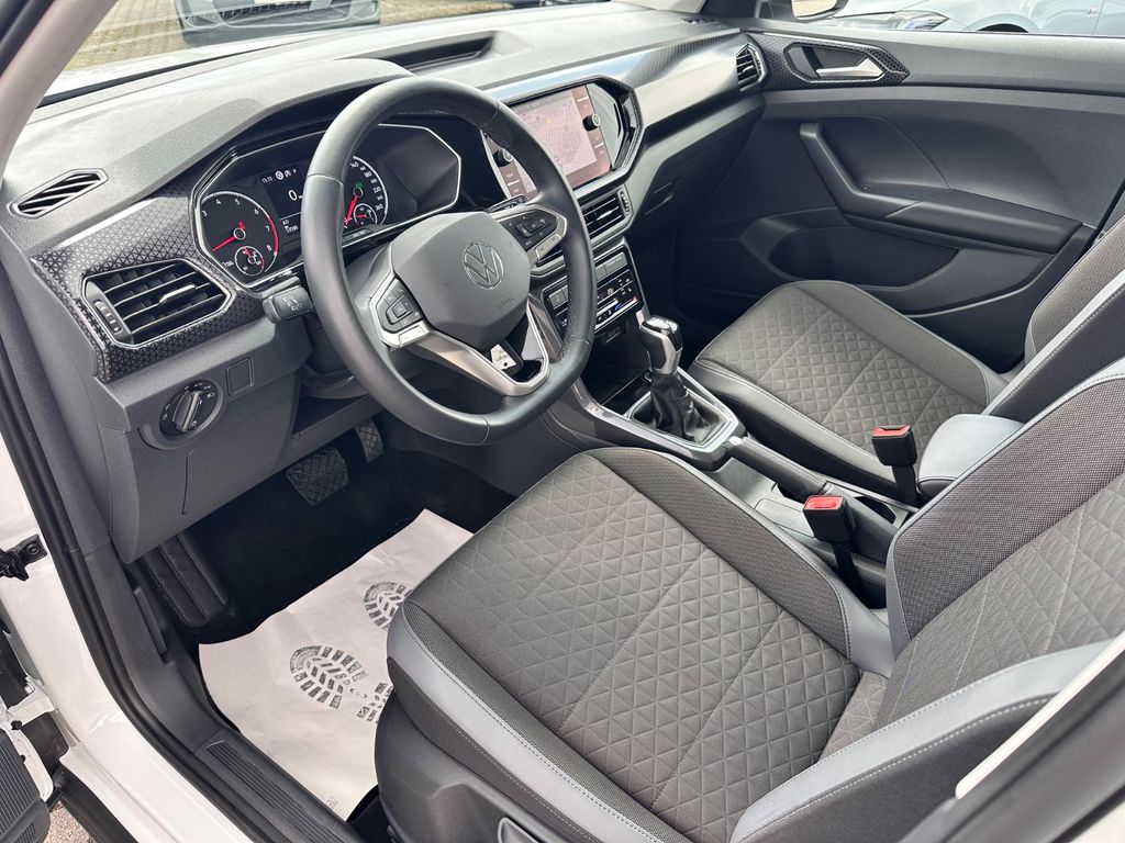 Volkswagen T-Cross 2022 г. Белый, пробег 53700 км