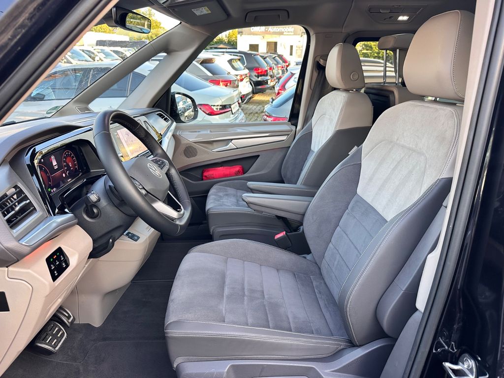 Volkswagen T7 MULTIVAN 2024 г. Чёрный, пробег 54300 км