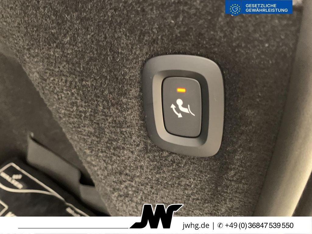 Volvo XC90 2024 г. Чёрный, пробег 44545 км