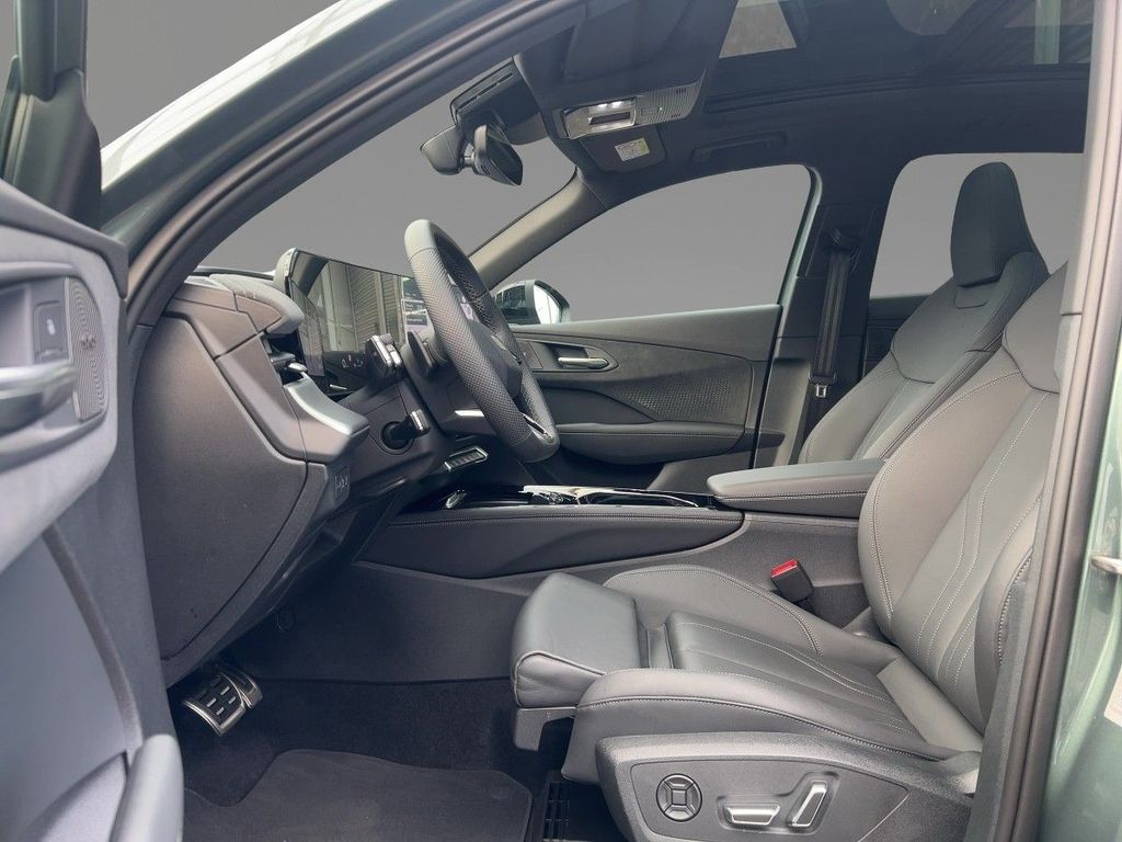 Audi Q3 2026 г. Зелёный, пробег 8501 км