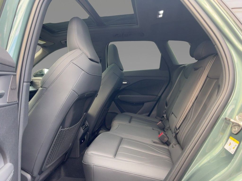 Audi Q3 2026 г. Зелёный, пробег 8501 км