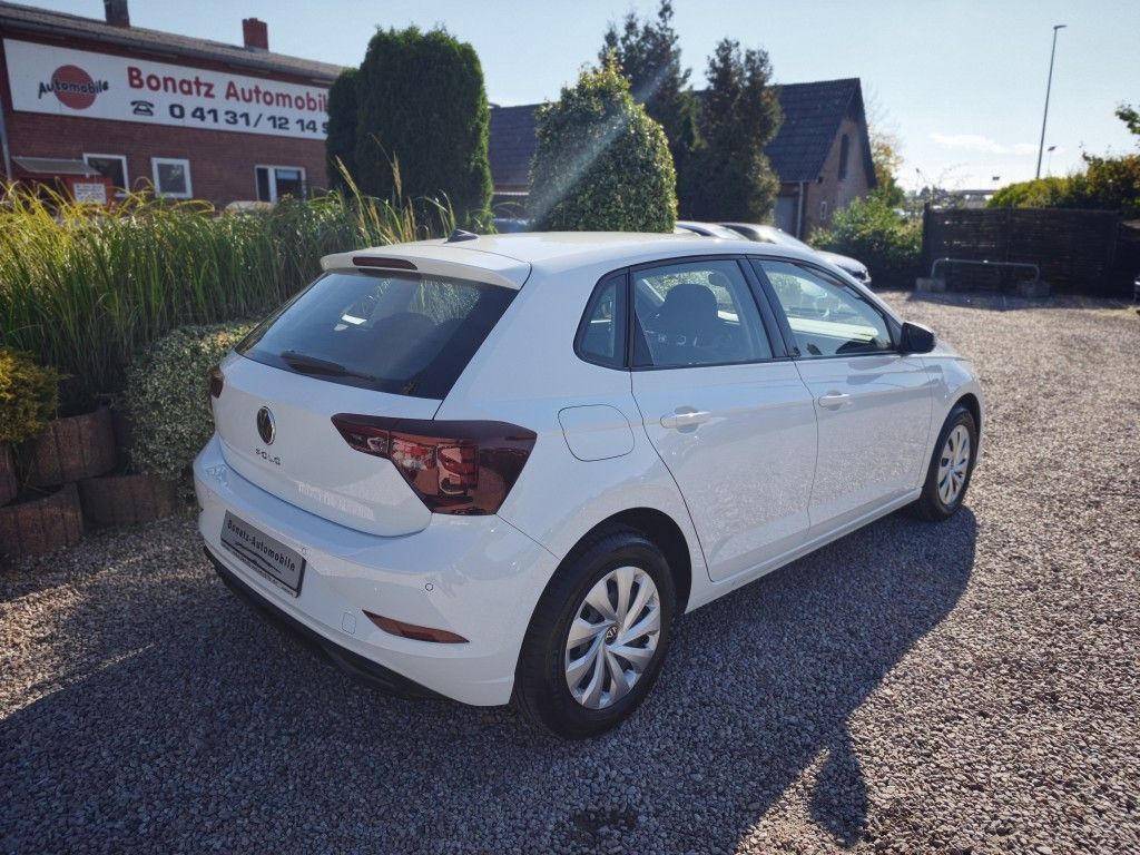 Volkswagen Polo 2023 г. Белый, пробег 54000 км