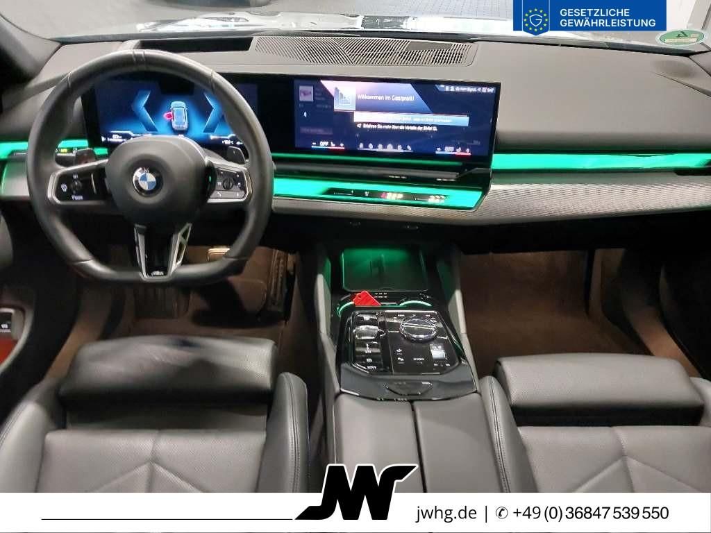 BMW 540 2025 г. Зелёный, пробег 50000 км