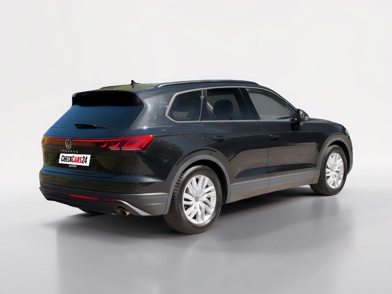 Volkswagen Touareg 2025 г. Чёрный, пробег 21408 км