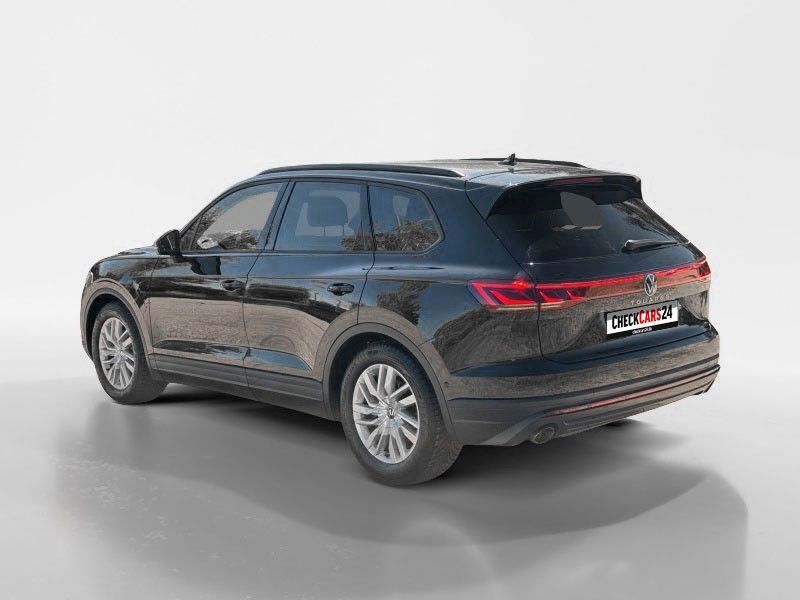 Volkswagen Touareg 2025 г. Чёрный, пробег 21408 км