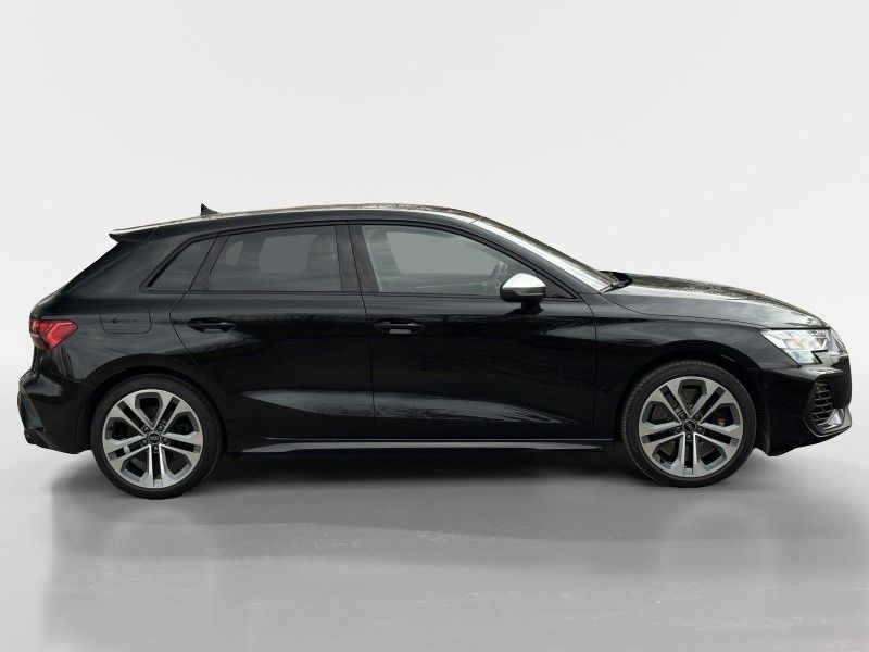 Audi S3 2024 г. Чёрный, пробег 19042 км