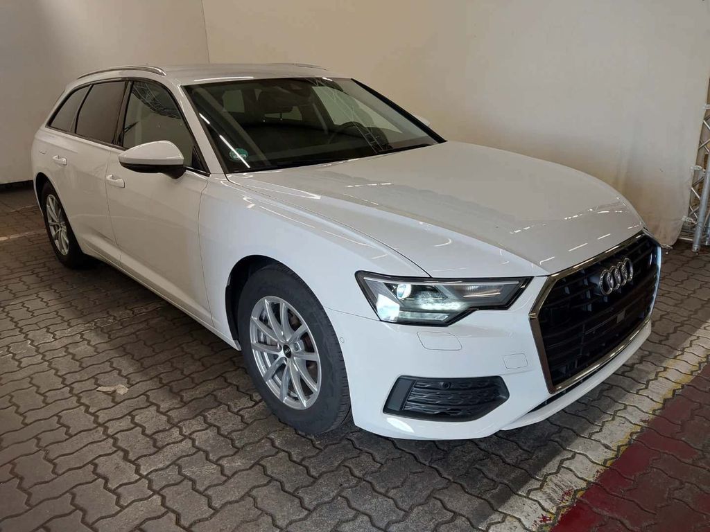 Audi A6 2023 г. Белый, пробег 42500 км
