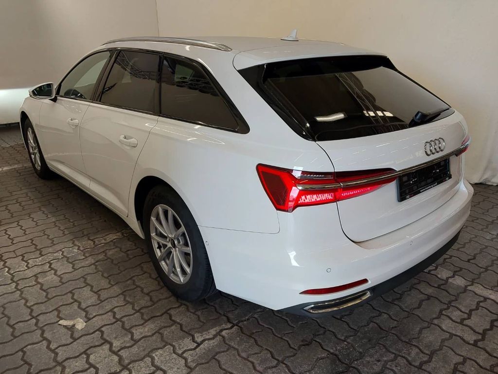 Audi A6 2023 г. Белый, пробег 42500 км