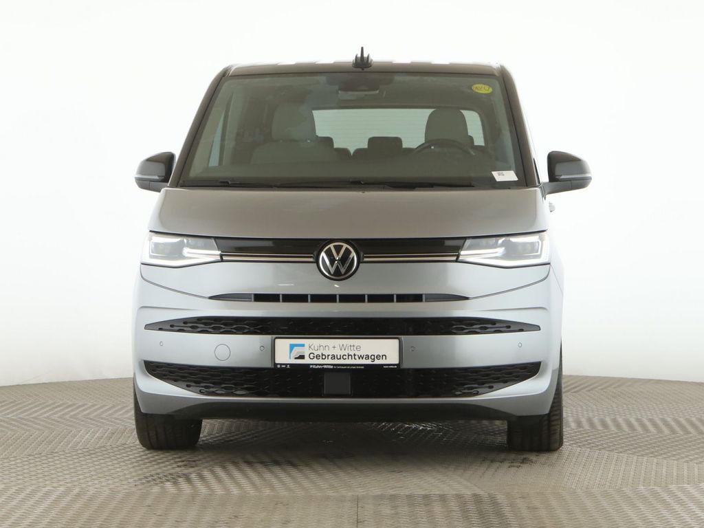 Volkswagen T7 MULTIVAN 2024 г. Серебристый, пробег 50802 км