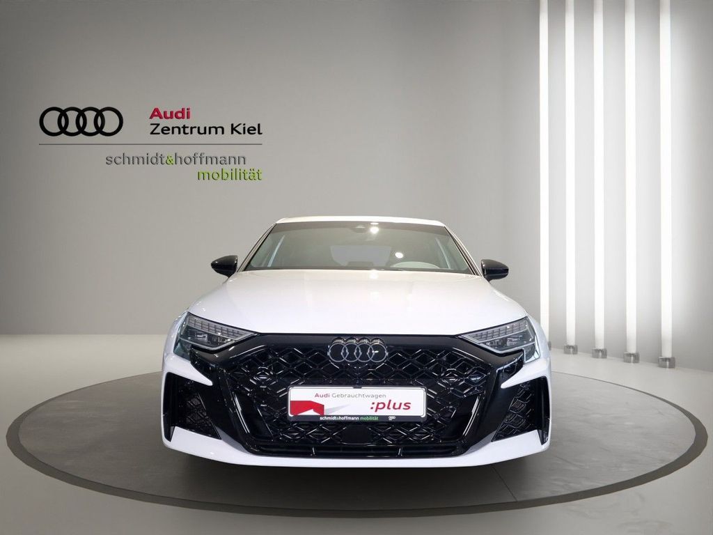 Audi RS3 2025 г. Белый, пробег 29400 км