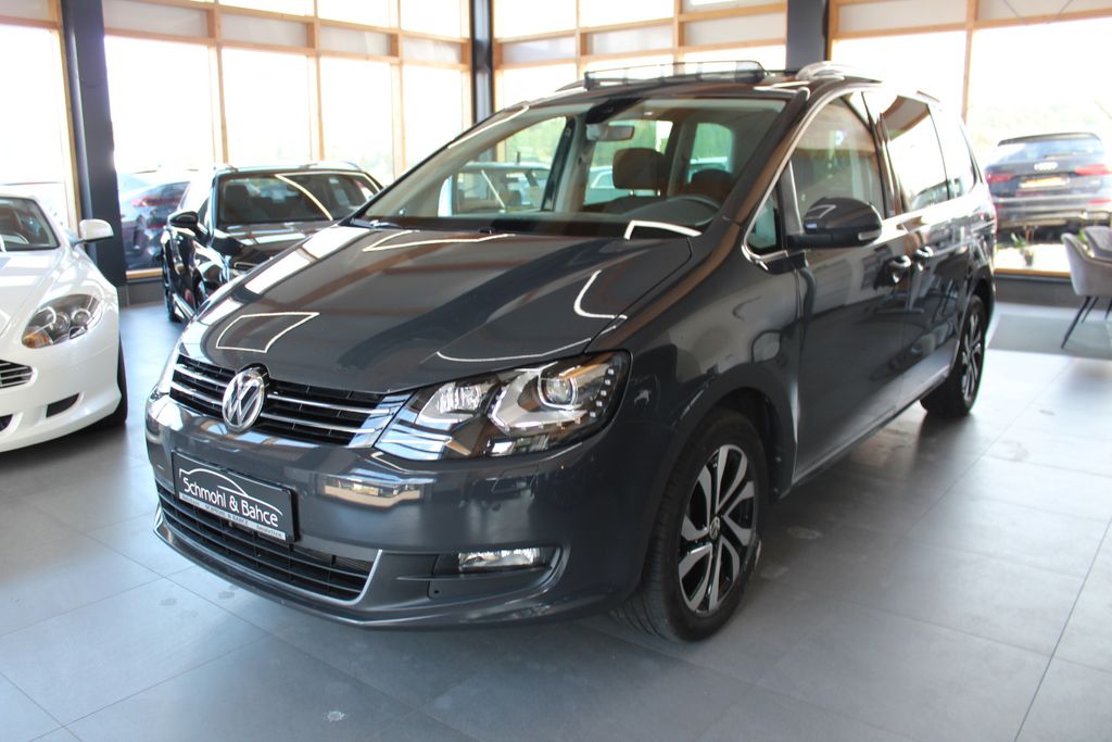 Volkswagen Sharan 2022 г. Серый, пробег 29000 км
