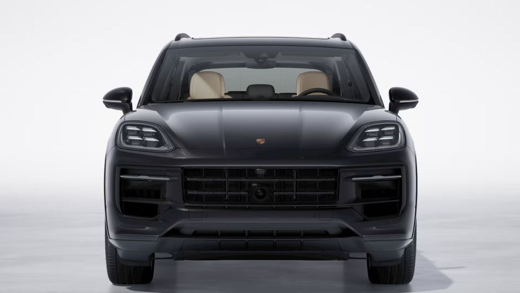 Porsche Cayenne 2023 г. Чёрный, пробег 40900 км