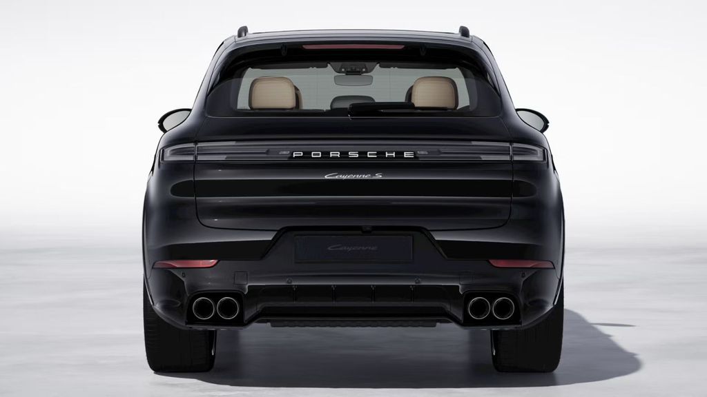 Porsche Cayenne 2023 г. Чёрный, пробег 40900 км