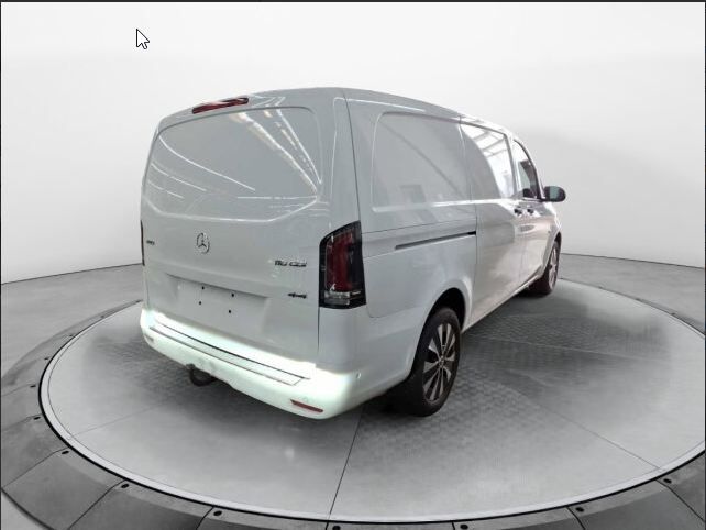 Mercedes-Benz Vito 2025 г. Белый, пробег 40400 км