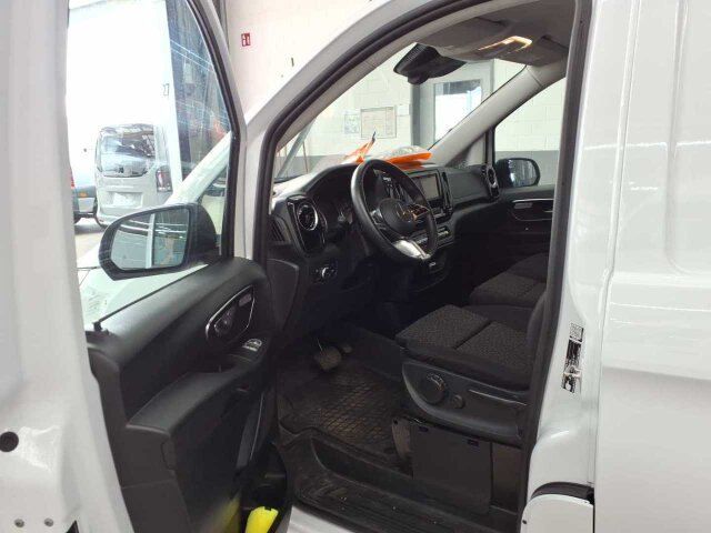 Mercedes-Benz Vito 2025 г. Белый, пробег 40400 км