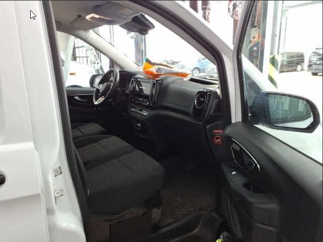 Mercedes-Benz Vito 2025 г. Белый, пробег 40400 км