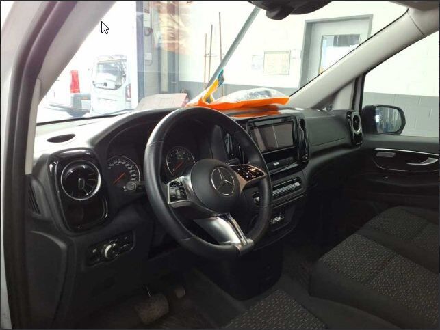 Mercedes-Benz Vito 2025 г. Белый, пробег 40400 км