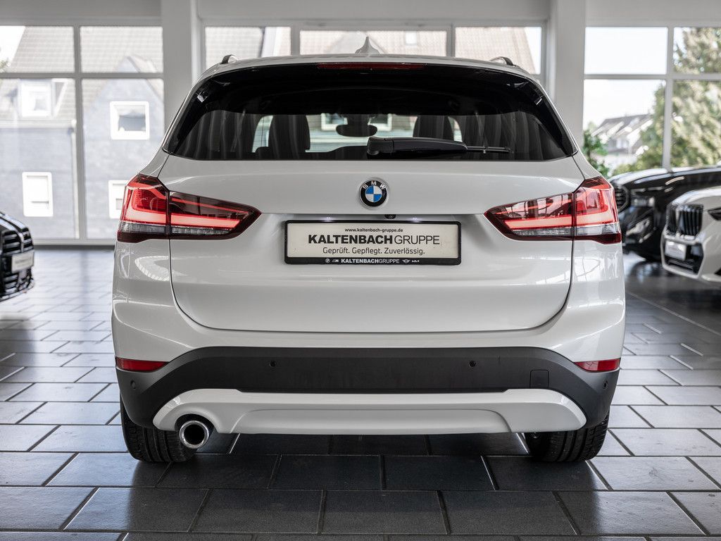 BMW X1 2022 г. Белый, пробег 50914 км