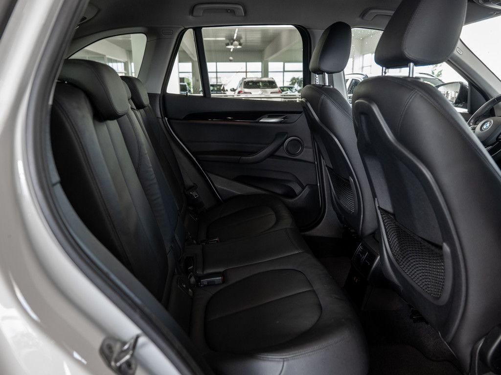 BMW X1 2022 г. Белый, пробег 50914 км