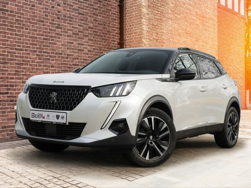Peugeot 2008 2021 г. Белый, пробег 44000 км