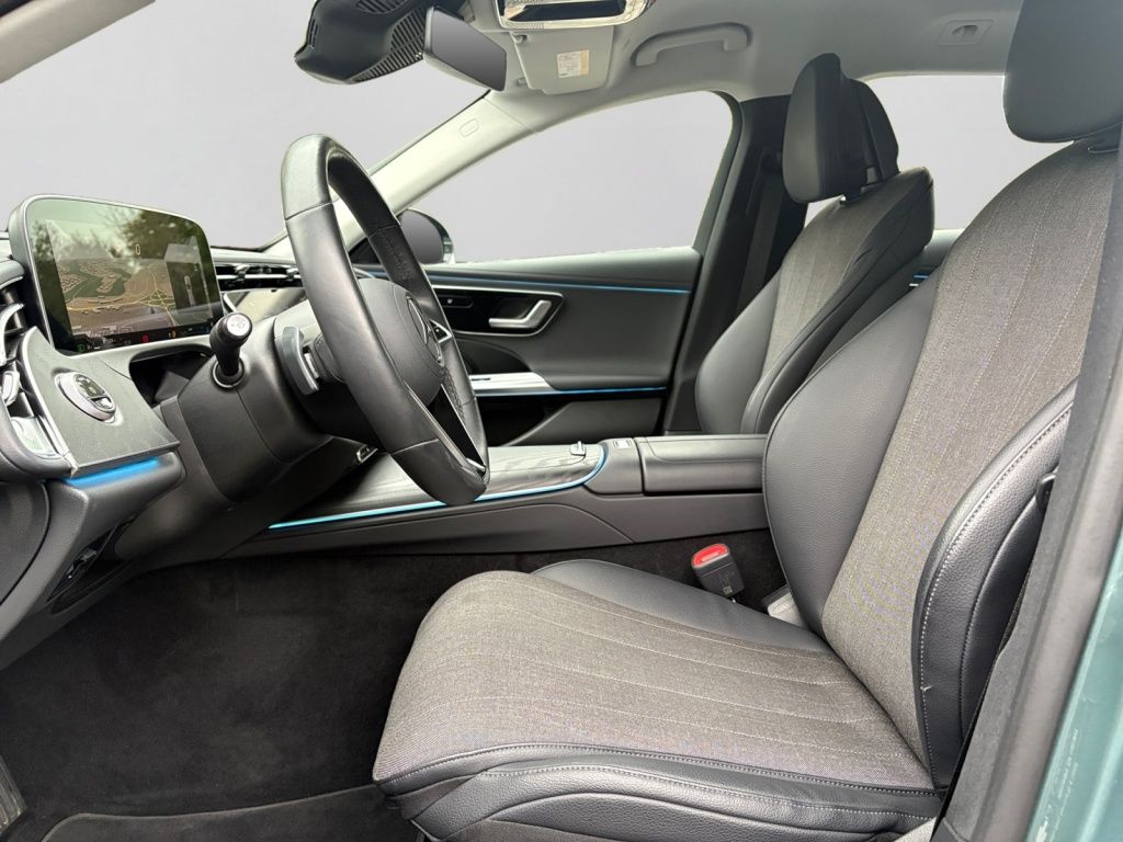 Mercedes-Benz E 200 2025 г. Серебристый, пробег 49990 км