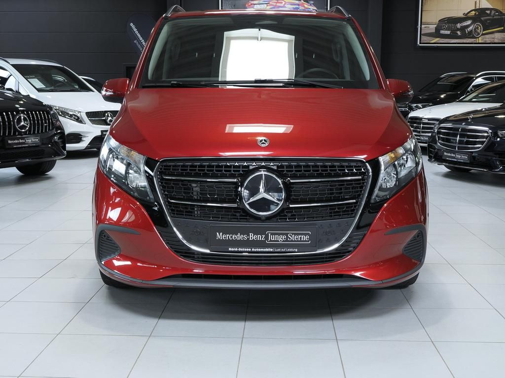 Mercedes-Benz V 250 2024 г. Красный, пробег 18947 км