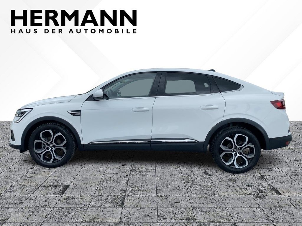 Renault Arkana 2023 г. Белый, пробег 39019 км