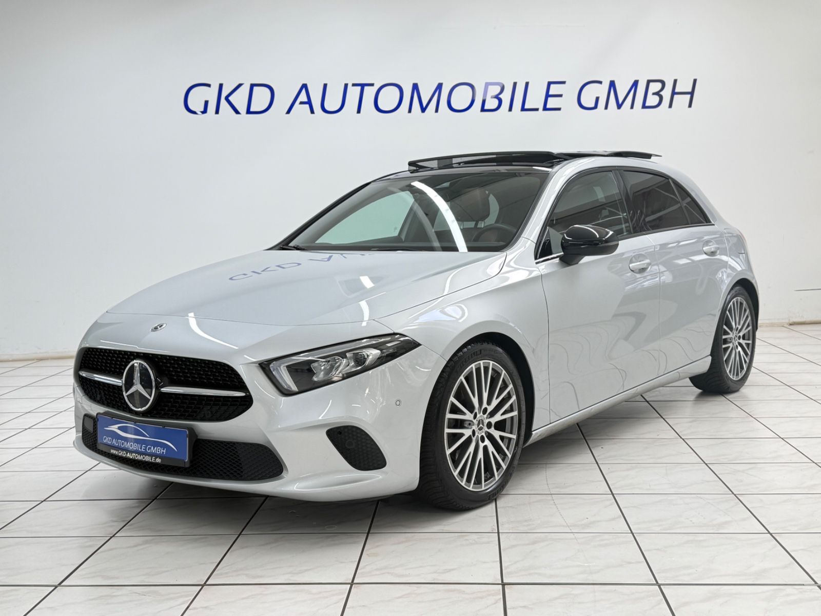 Mercedes-Benz A 200 2021 г. Серебристый, пробег 40742 км