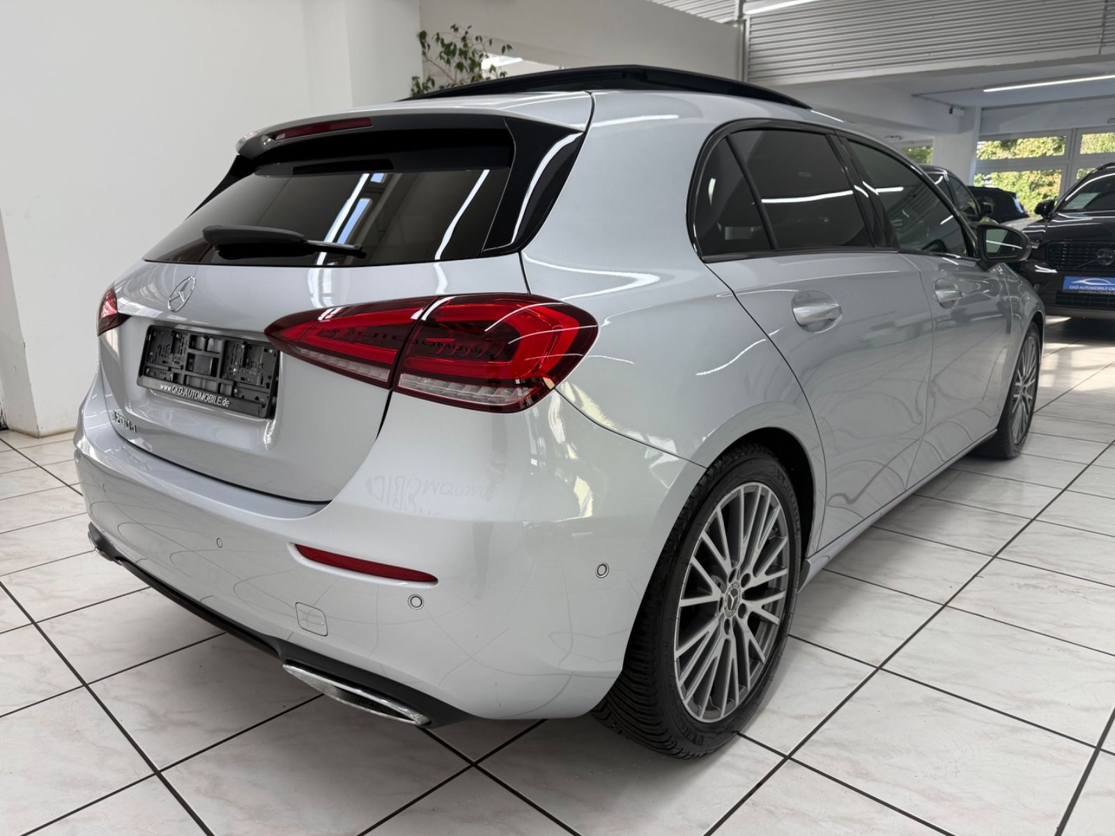 Mercedes-Benz A 200 2021 г. Серебристый, пробег 40742 км