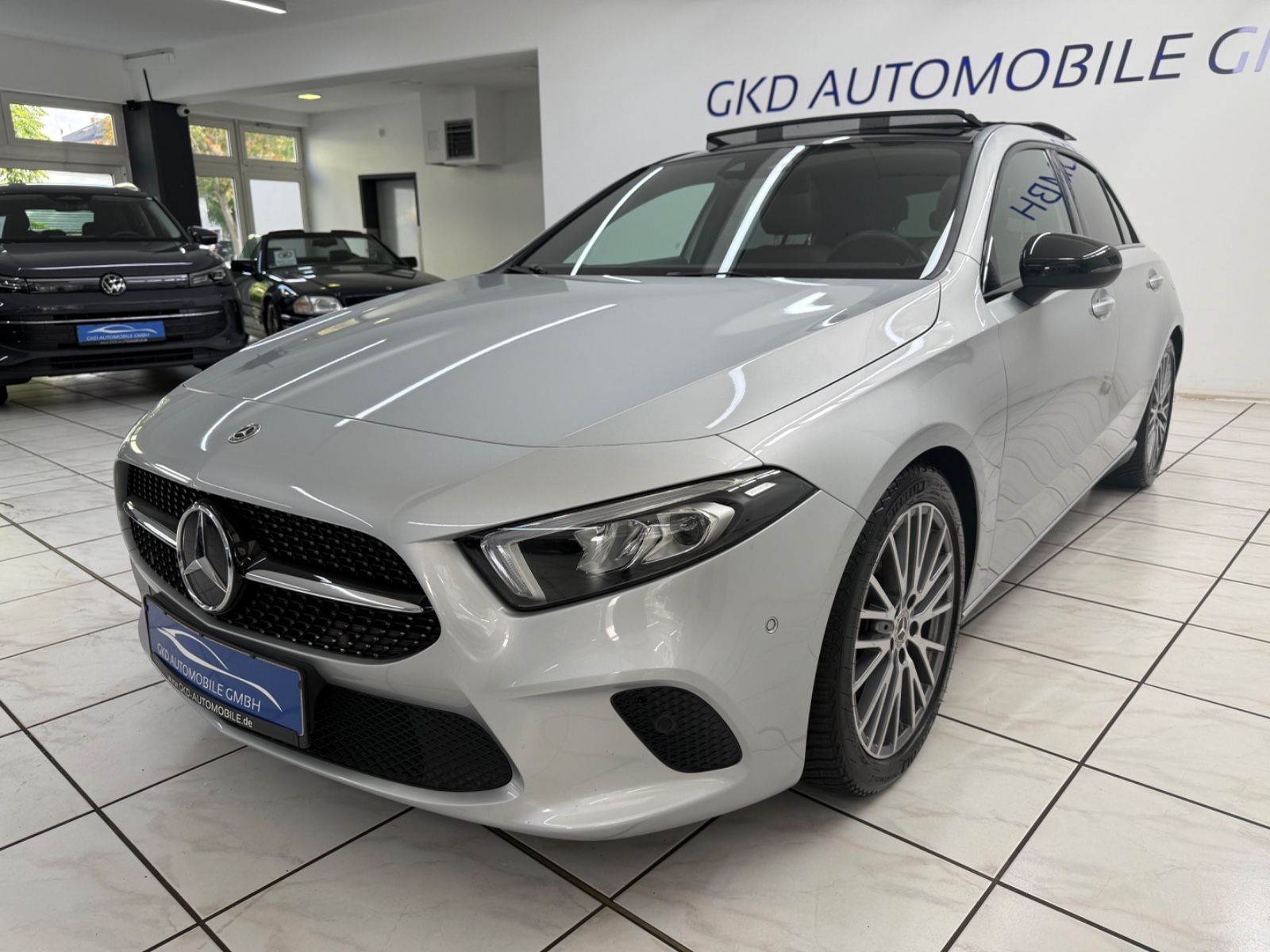 Mercedes-Benz A 200 2021 г. Серебристый, пробег 40742 км