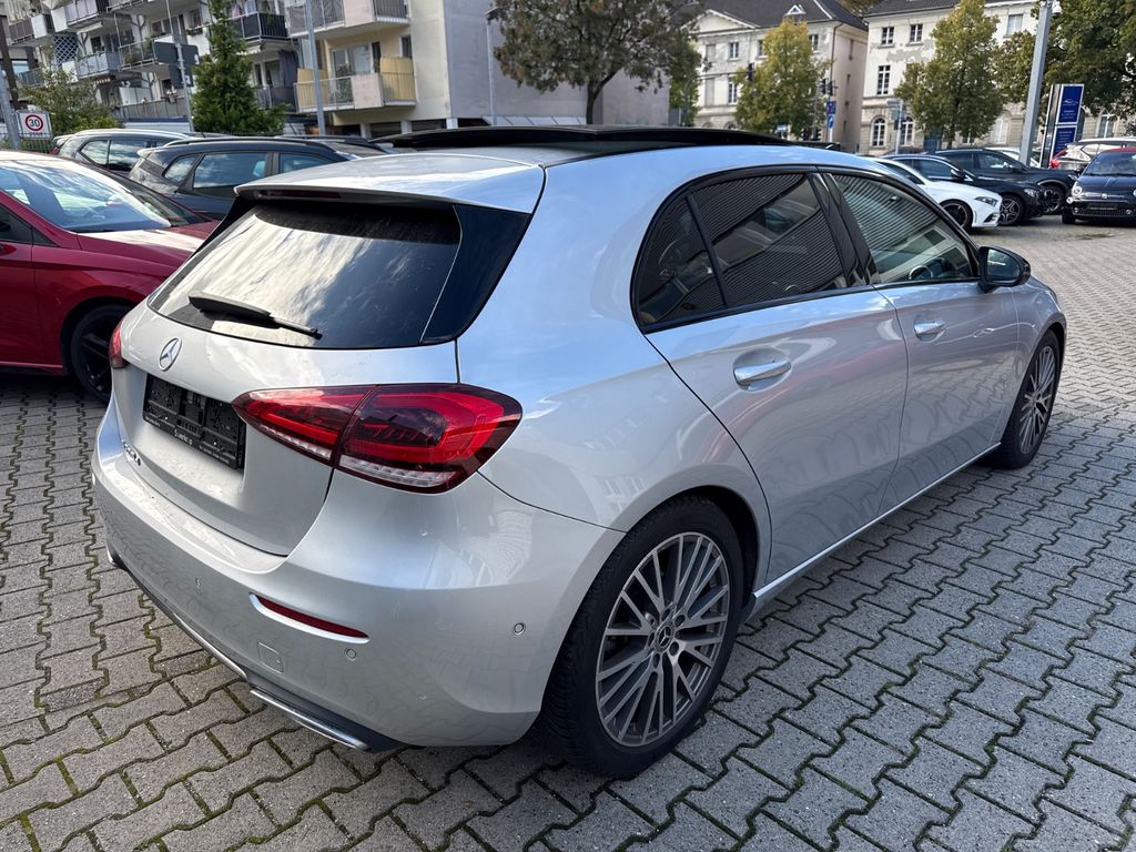 Mercedes-Benz A 200 2021 г. Серебристый, пробег 40742 км