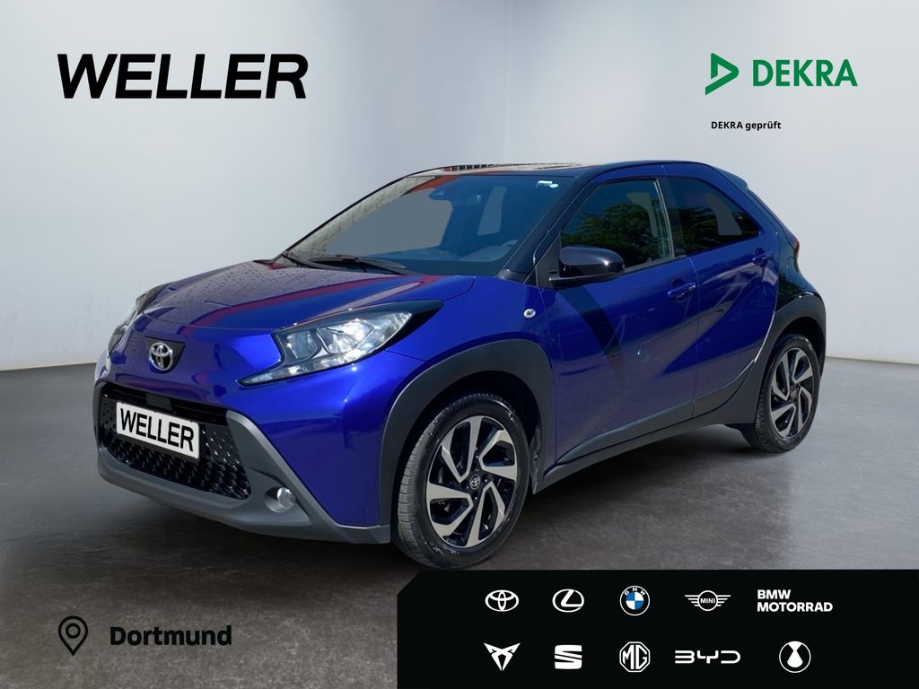 Toyota AYGO (X) 2023 г. Синий, пробег 55800 км