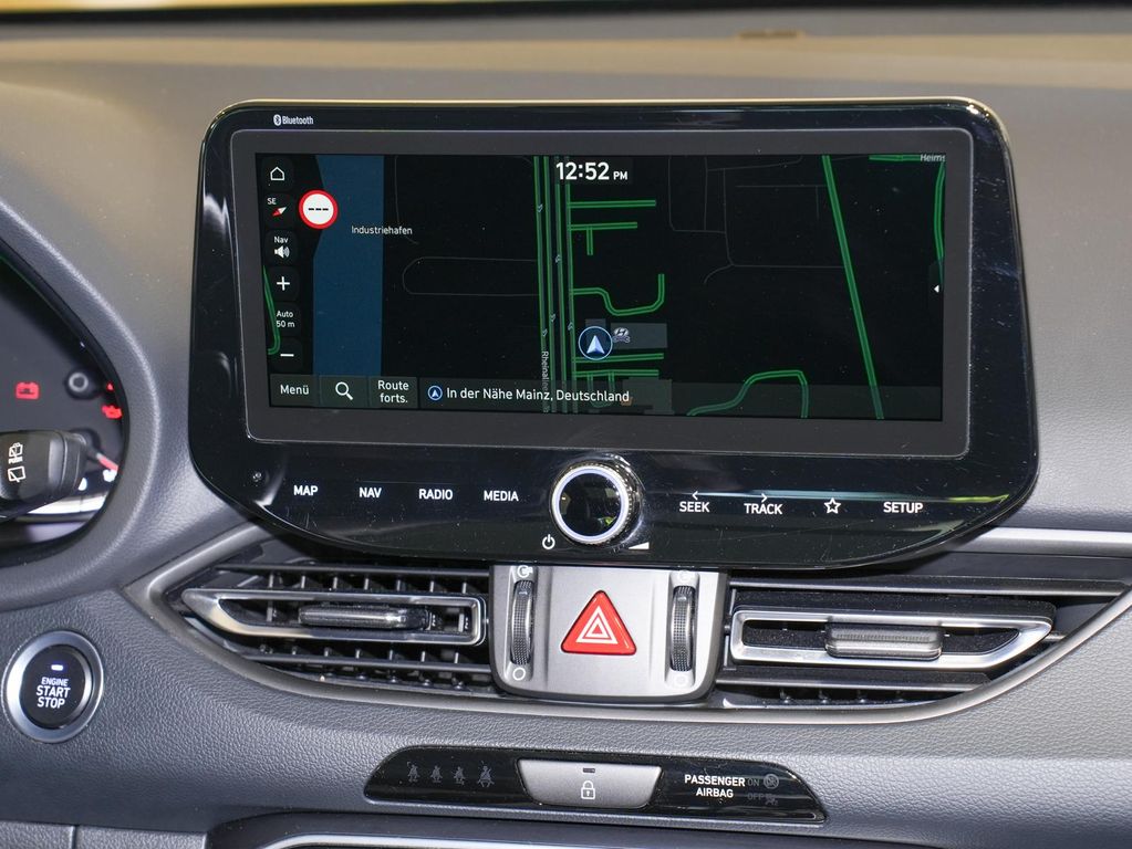 Hyundai i30 2024 г. Синий, пробег 28762 км