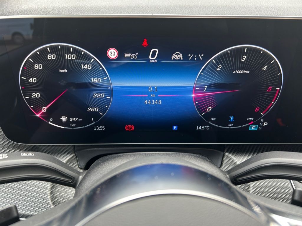 Mercedes-Benz V 300 2025 г. Чёрный, пробег 44400 км