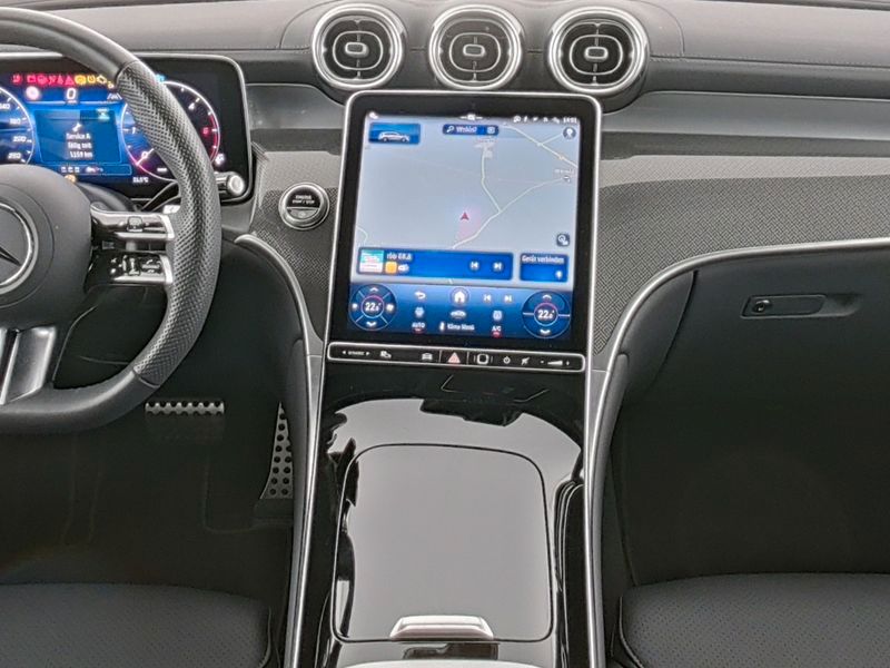 Mercedes-Benz GLC 220 2026 г. Серый, пробег 26408 км