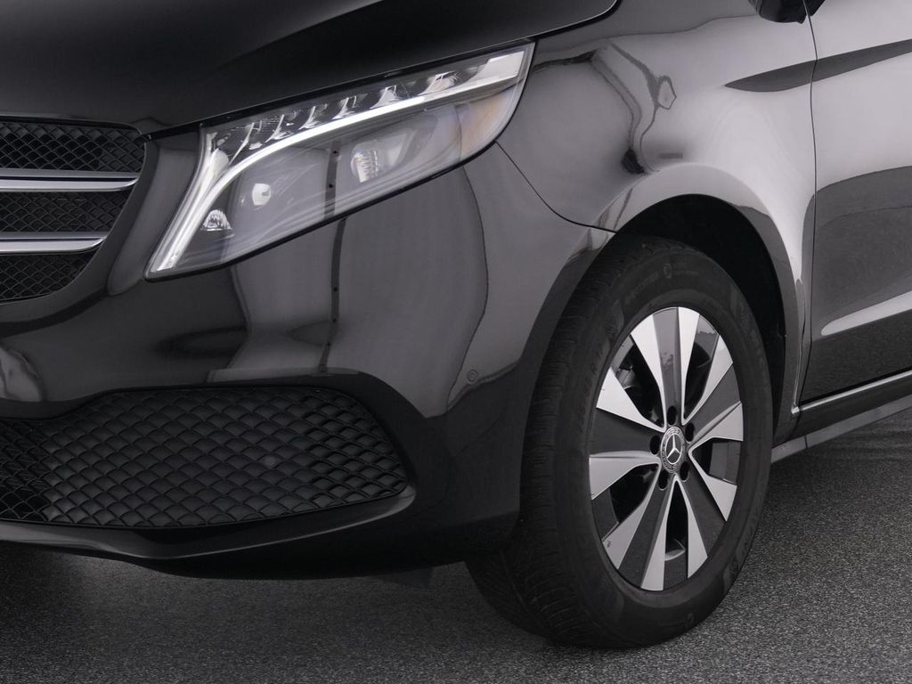 Mercedes-Benz V 300 2024 г. Чёрный, пробег 24998 км