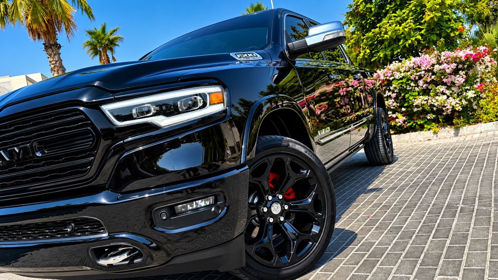 Dodge RAM 2022 г. Чёрный, пробег 34900 км
