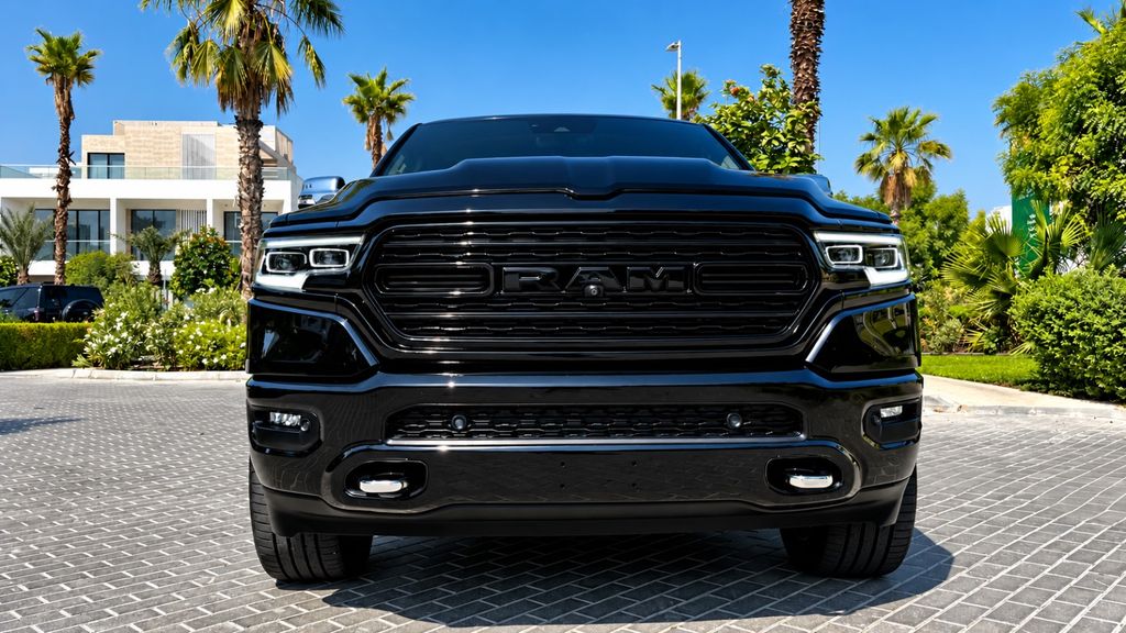 Dodge RAM 2022 г. Чёрный, пробег 34900 км