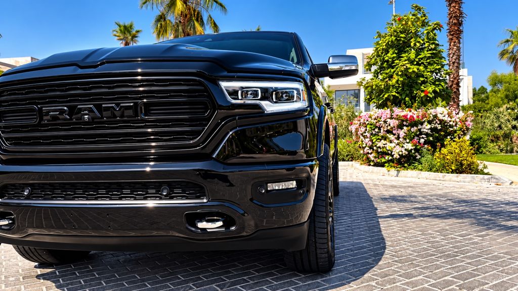 Dodge RAM 2022 г. Чёрный, пробег 34900 км