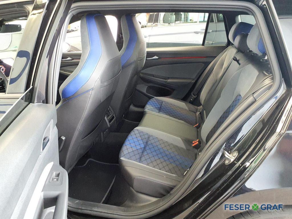 Volkswagen Golf 2022 г. Чёрный, пробег 34138 км