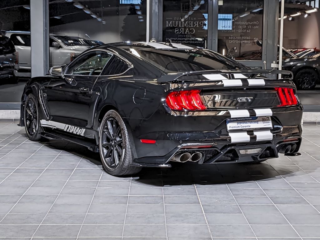 Ford Mustang 2021 г. Чёрный, пробег 33516 км