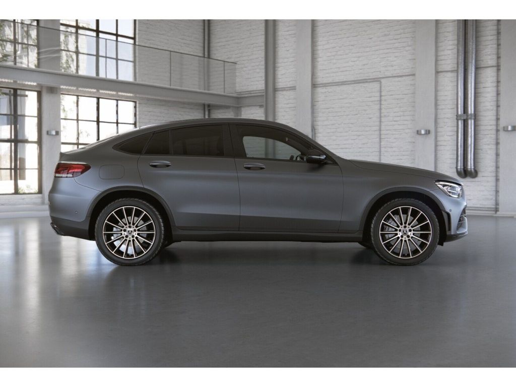 Mercedes-Benz GLC 400 2022 г. Серый, пробег 56709 км