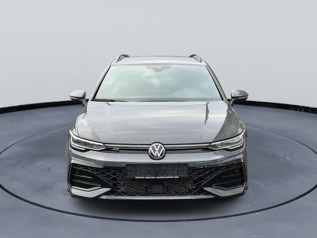 Volkswagen Golf 2025 г. Серый, пробег 42000 км