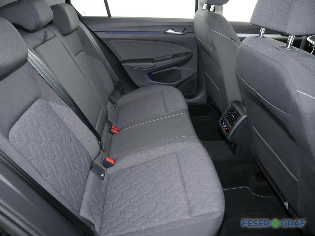 Volkswagen Golf 2024 г. Чёрный, пробег 21312 км