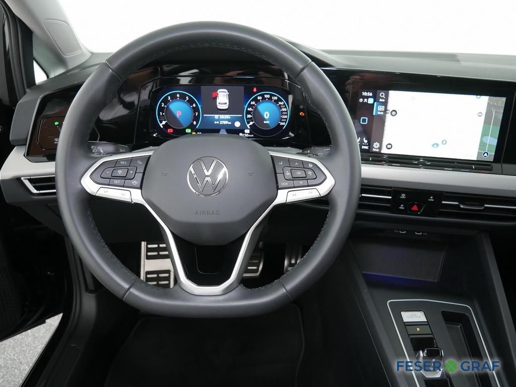 Volkswagen Golf 2024 г. Чёрный, пробег 21312 км
