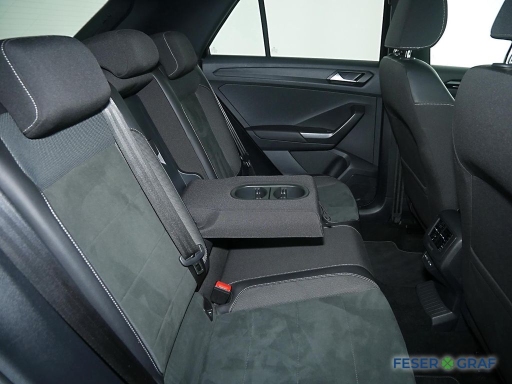 Volkswagen T-Roc 2024 г. Чёрный, пробег 28923 км