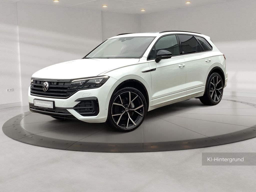 Volkswagen Touareg 2023 г. Белый, пробег 46902 км