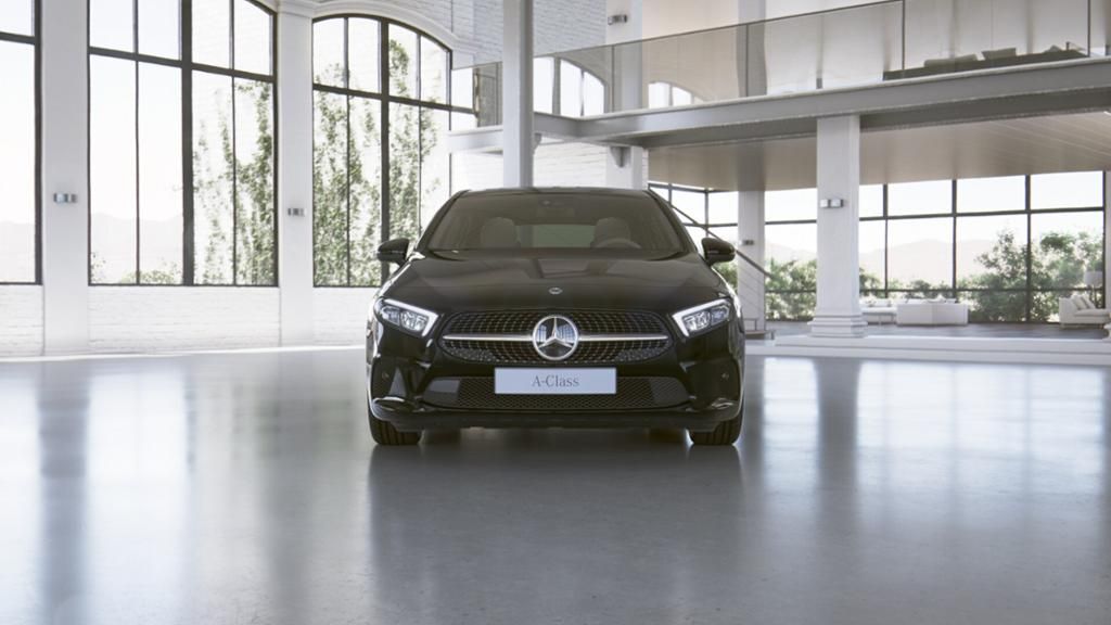 Mercedes-Benz A 200 2022 г. Чёрный, пробег 28500 км
