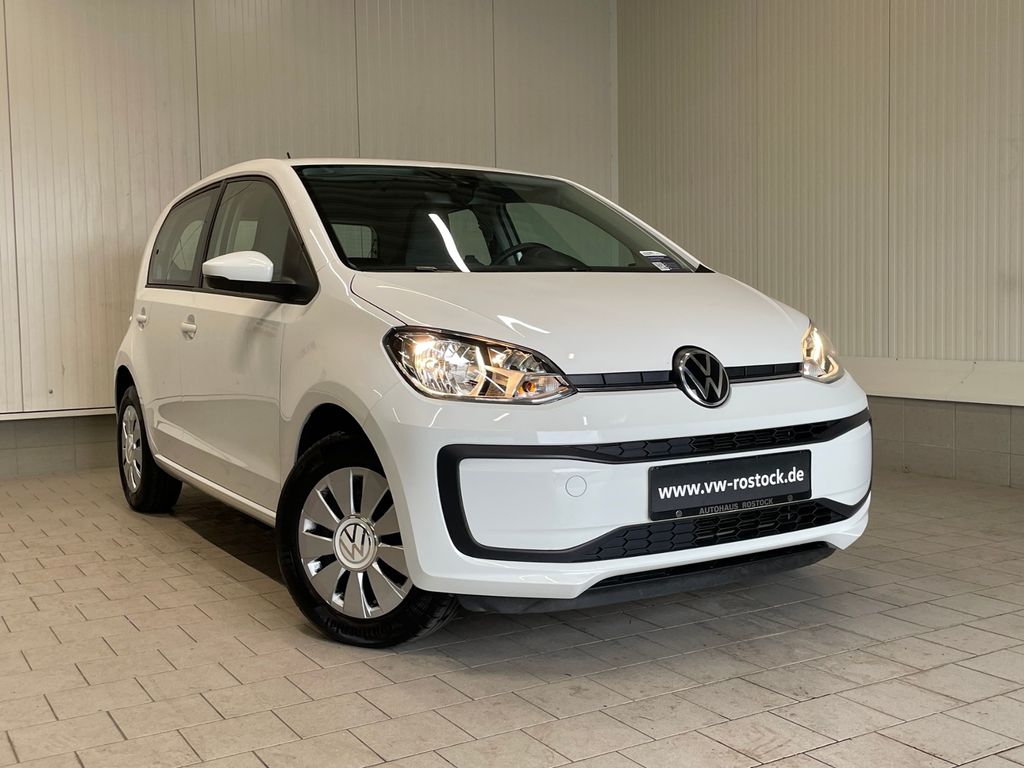 Volkswagen up! 2023 г. Белый, пробег 45275 км